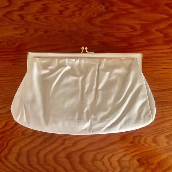 Etra Handbags - Vintage ETRA Leather Clutch